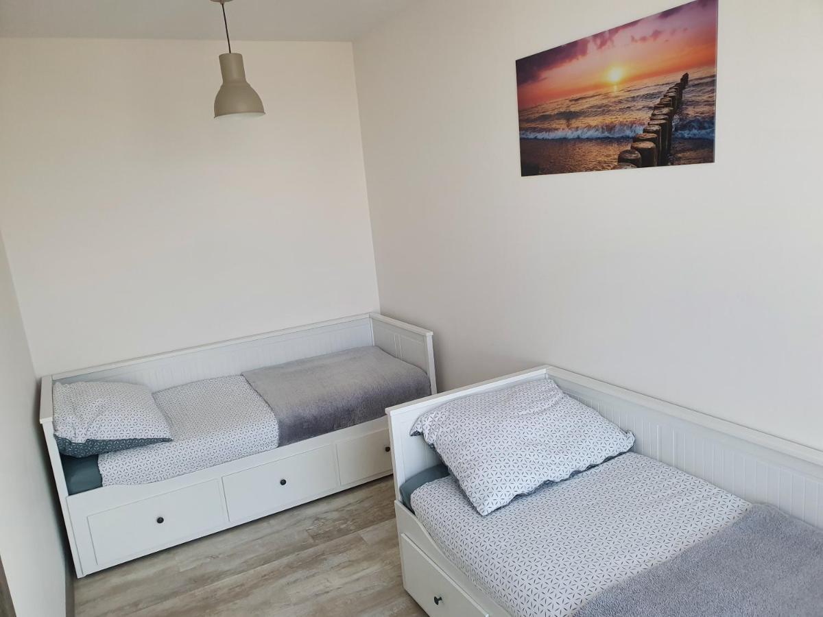 5 Morz Apartament Relax Sianozety Esterno foto